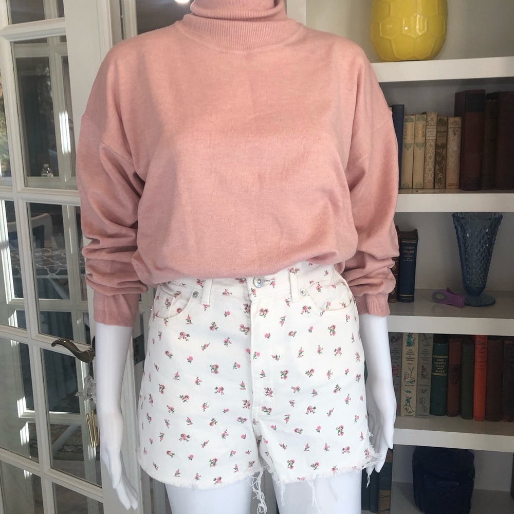 DIVIDED White Floral Jean Shorts